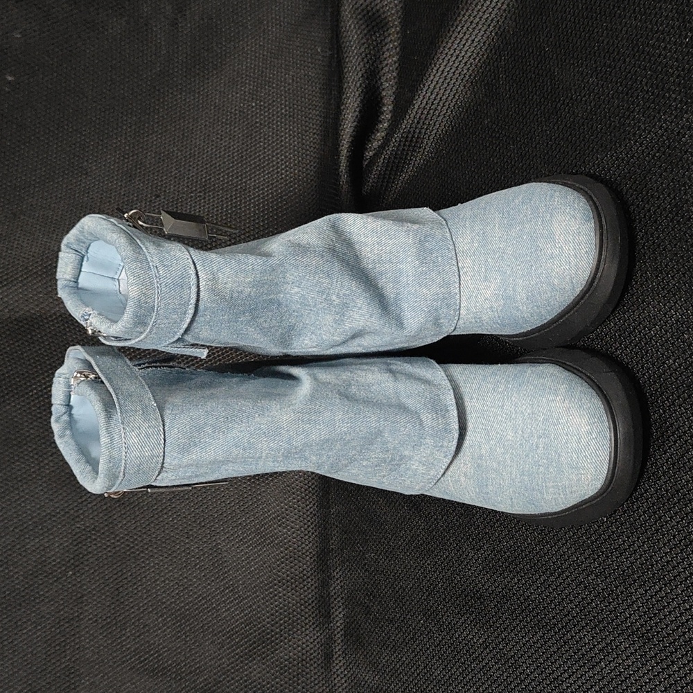 Cape Robbin Boots size 5